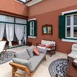 Cozy In With House Sea View
