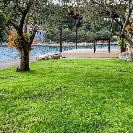 2 Bedroom Awesome In Appartement