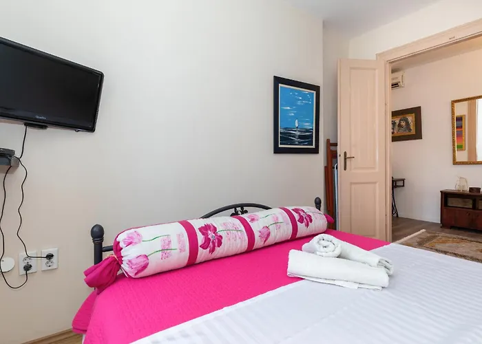 2 Bedroom Awesome In 公寓
