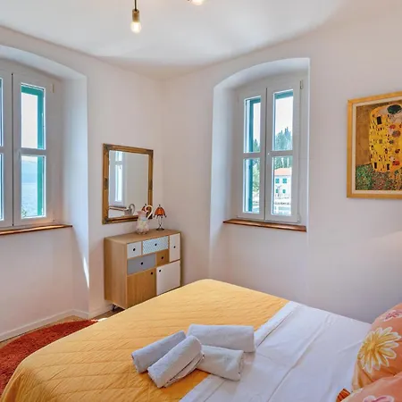 2 Bedroom Awesome In