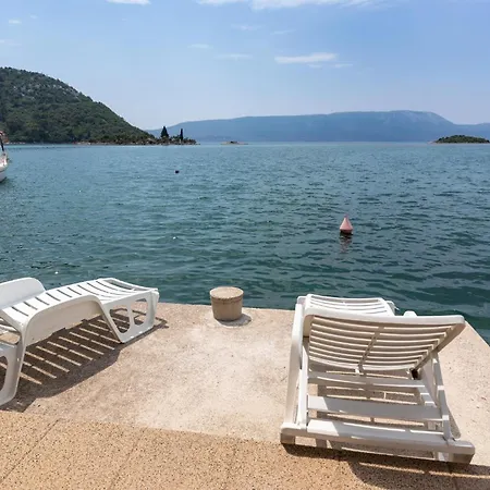 2 Bedroom Awesome In * Blace