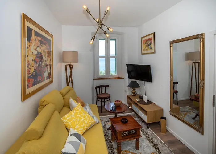 아파트 2 Bedroom Awesome In *