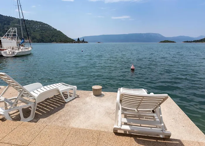 2 Bedroom Awesome In * Blace