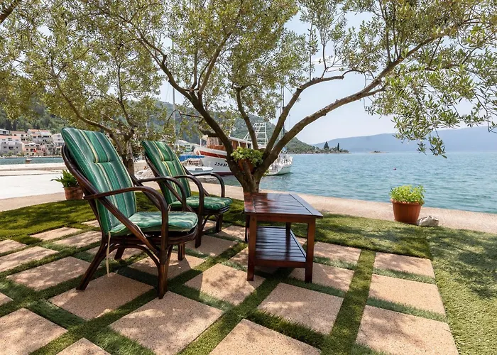 Διαμέρισμα 2 Bedroom Awesome In