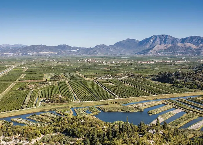 2 Bedroom Awesome In