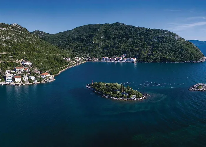 2 Bedroom Awesome In * 블라체