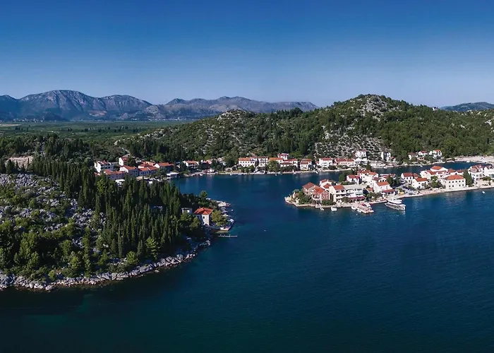 2 Bedroom Awesome In